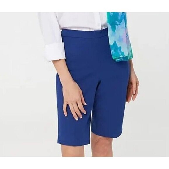 Isaac Mizrahi Livel Regular 24/7 Stretch Bermuda Shorts Royal Navy Plus 22 - Picture 1 of 1
